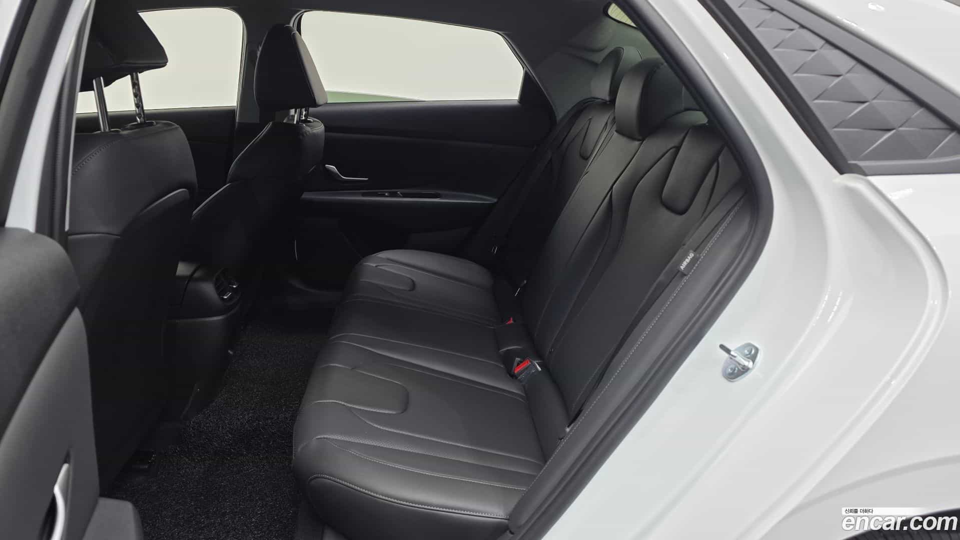 AVANTE Hyundai 2026.0-OPTION-016