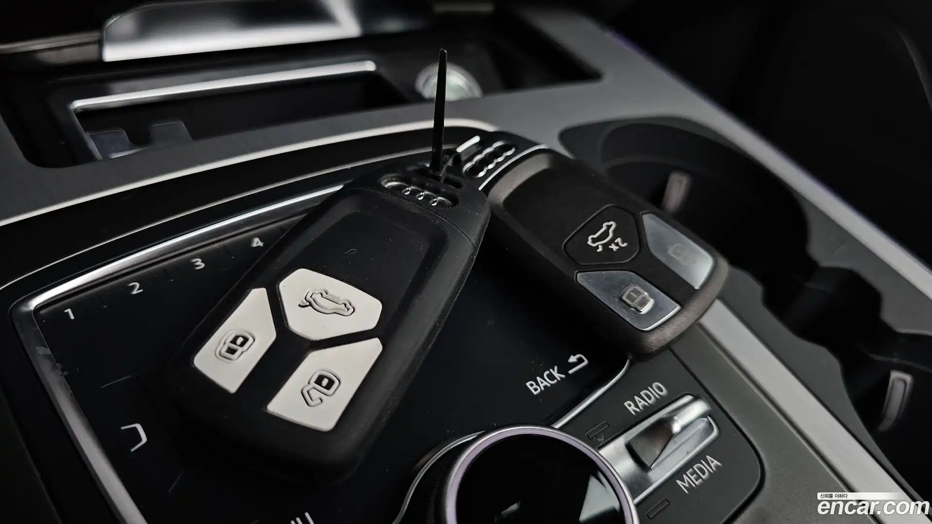Q7 Audi 2019.7-OPTION-021