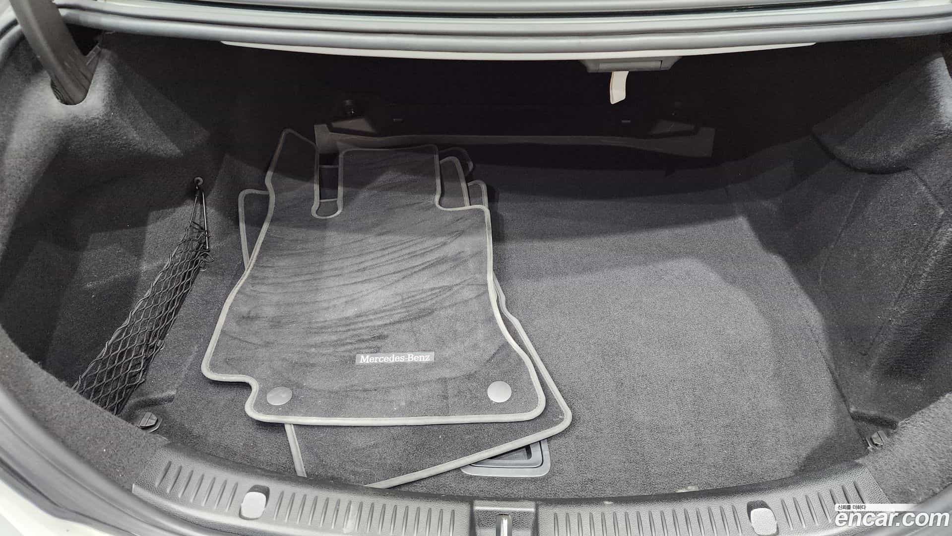 E-Class Mercedes-Benz 2017.6-OPTION-022