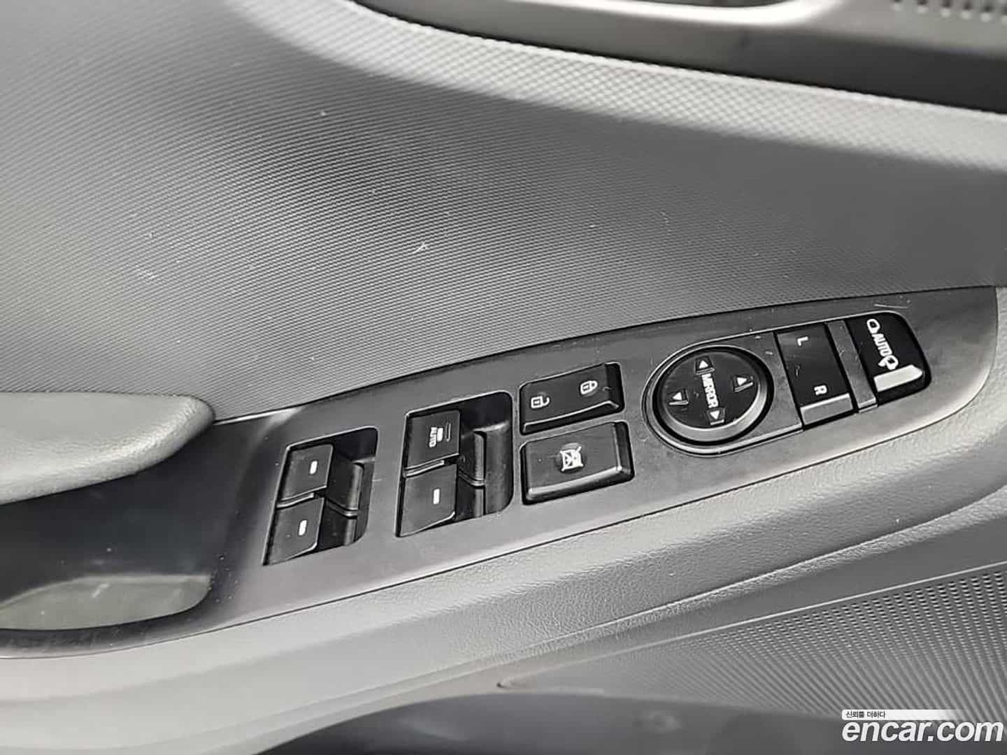 Ioniq Hyundai 2017.7-OPTION-018