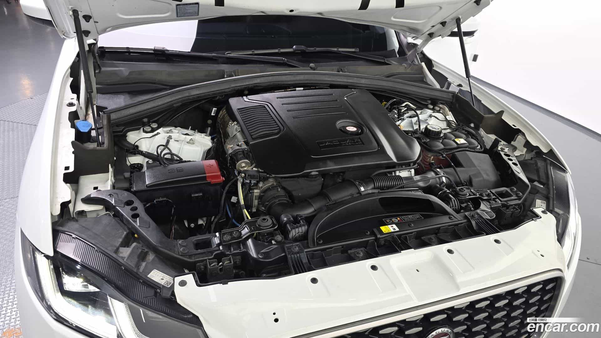 F-PACE Jaguar 2022.1-OUTER-006