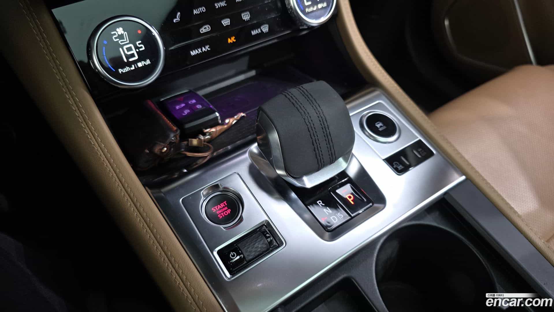 F-PACE Jaguar 2022.1-INNER-009