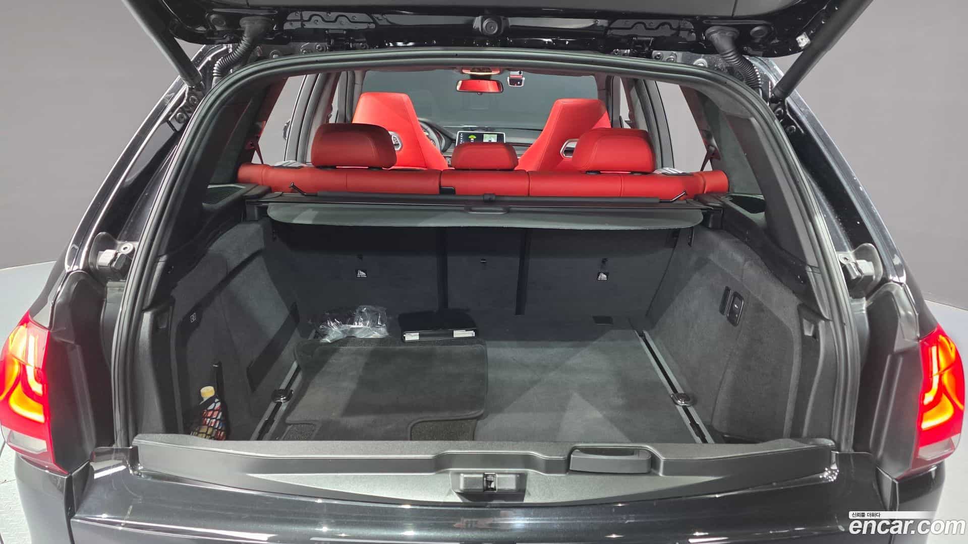 X5M BMW 2017.11-OPTION-024