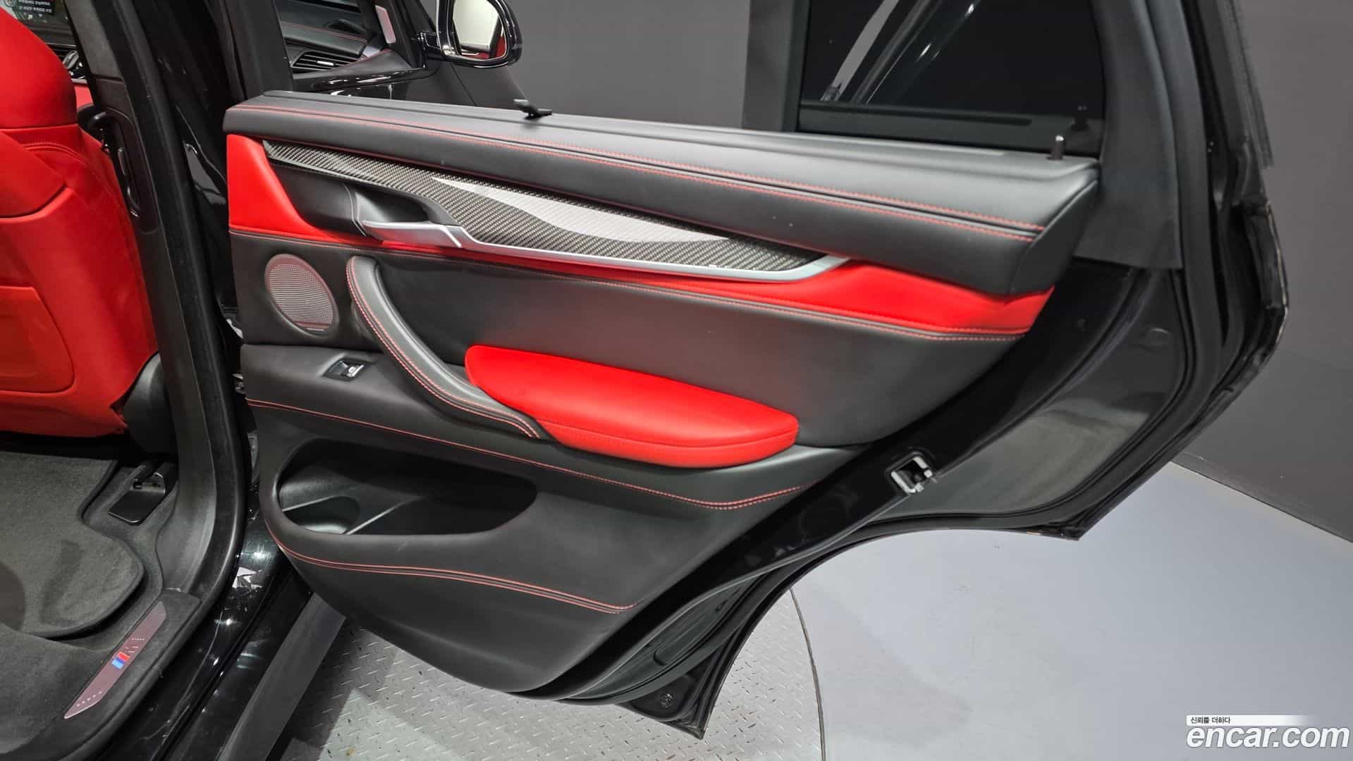 X5M BMW 2017.11-INNER-035