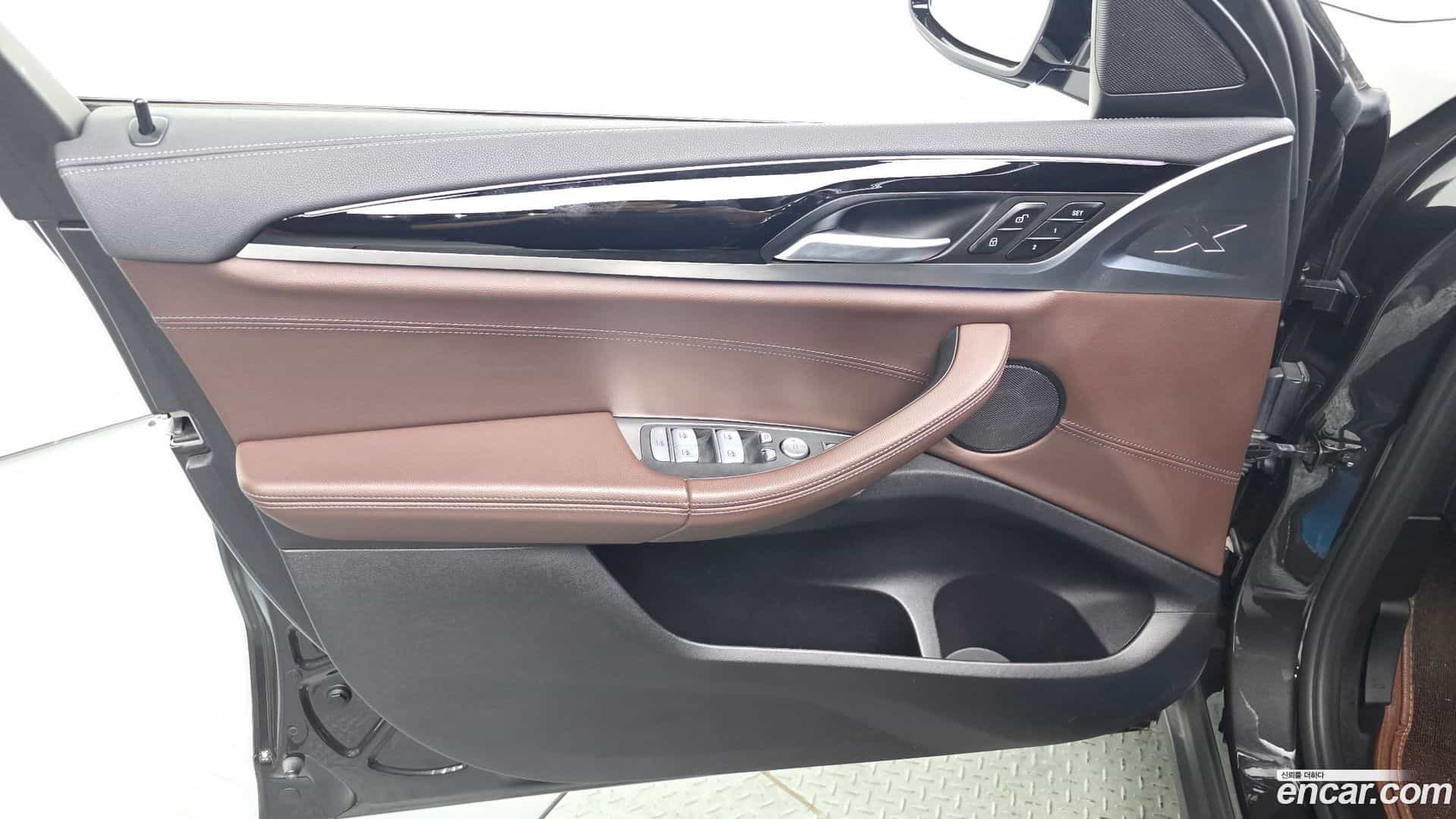 X4 BMW 2021.3-INNER-034