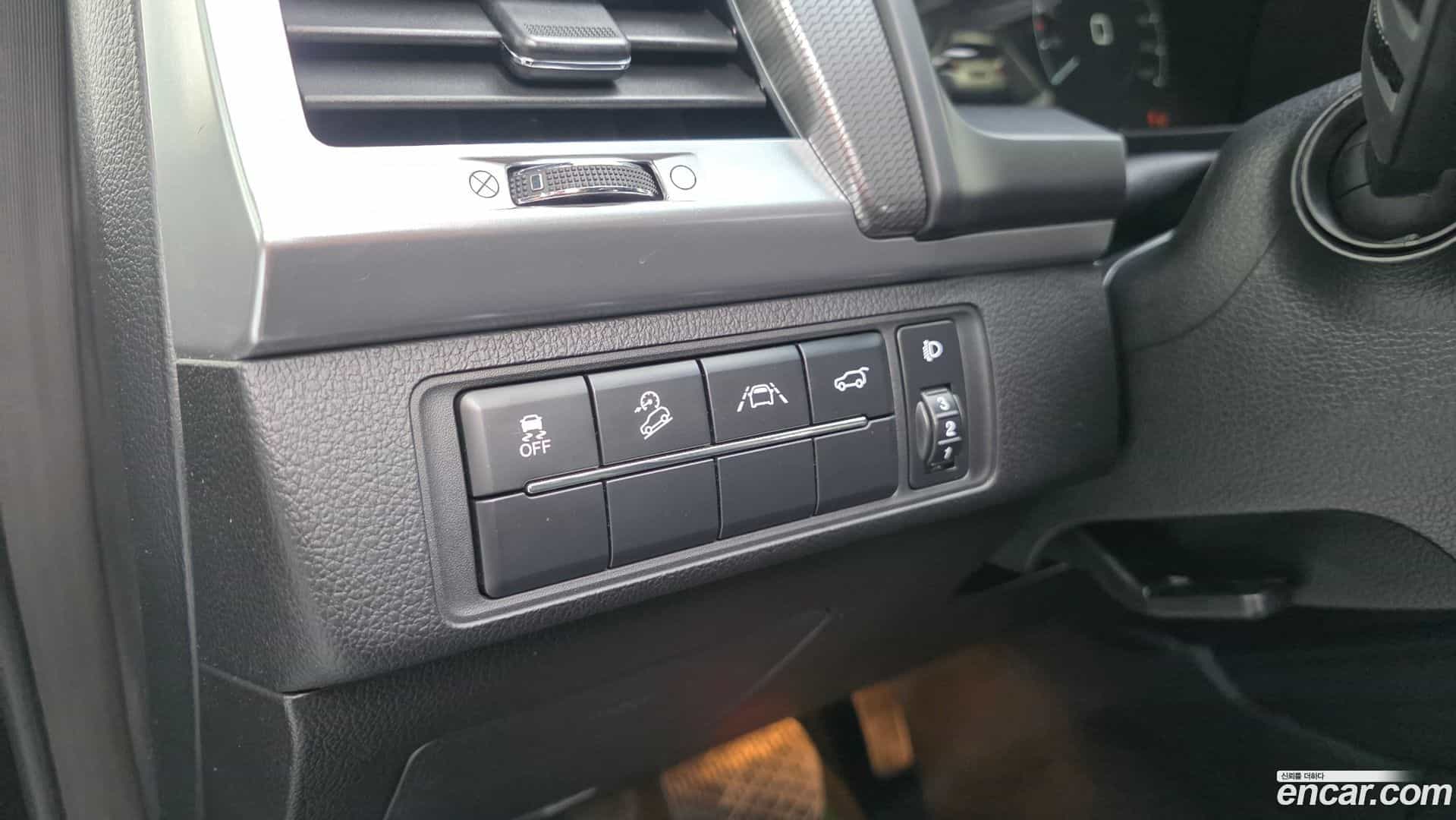 Rexton KG Mobility 2021.7-OPTION-017