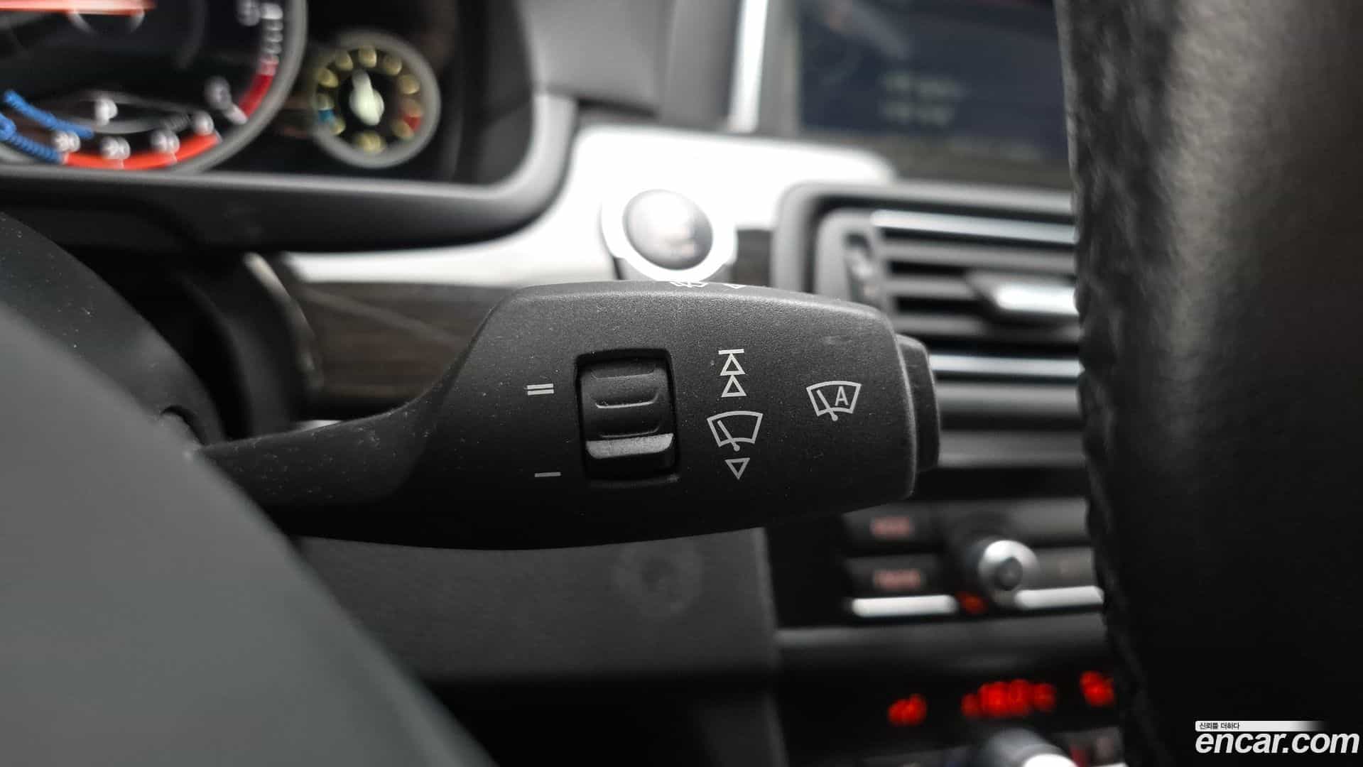 5-Series BMW 2015.3-OPTION-041