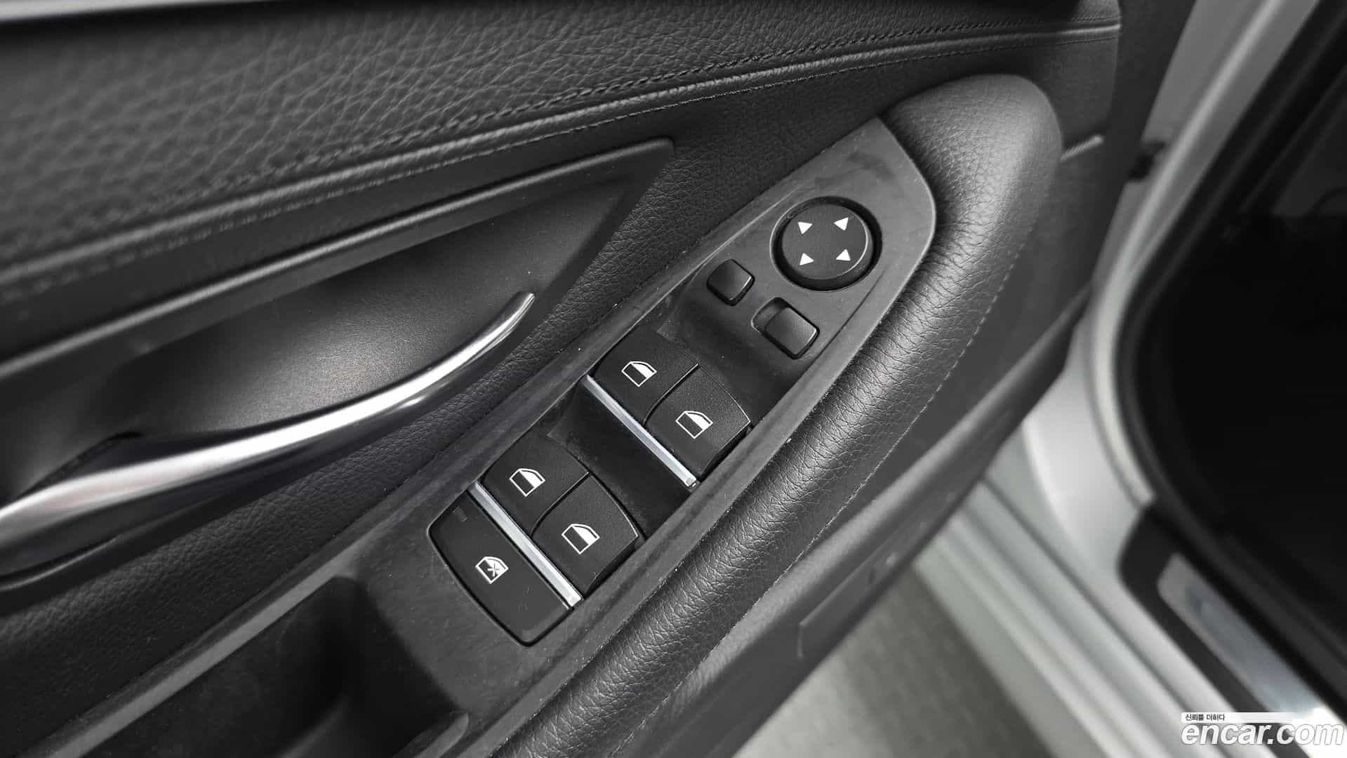 5-Series BMW 2015.3-OPTION-042
