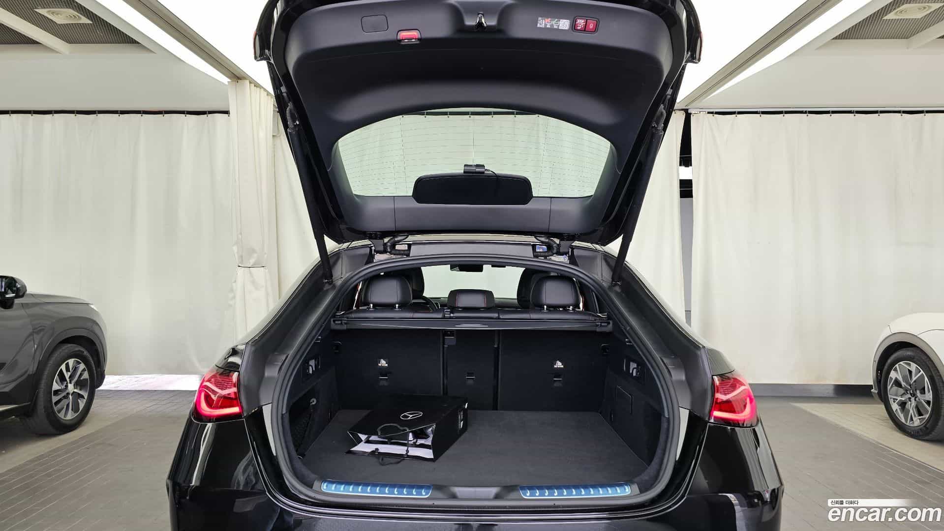 GLC-Class Mercedes-Benz 2025.8-OPTION-024