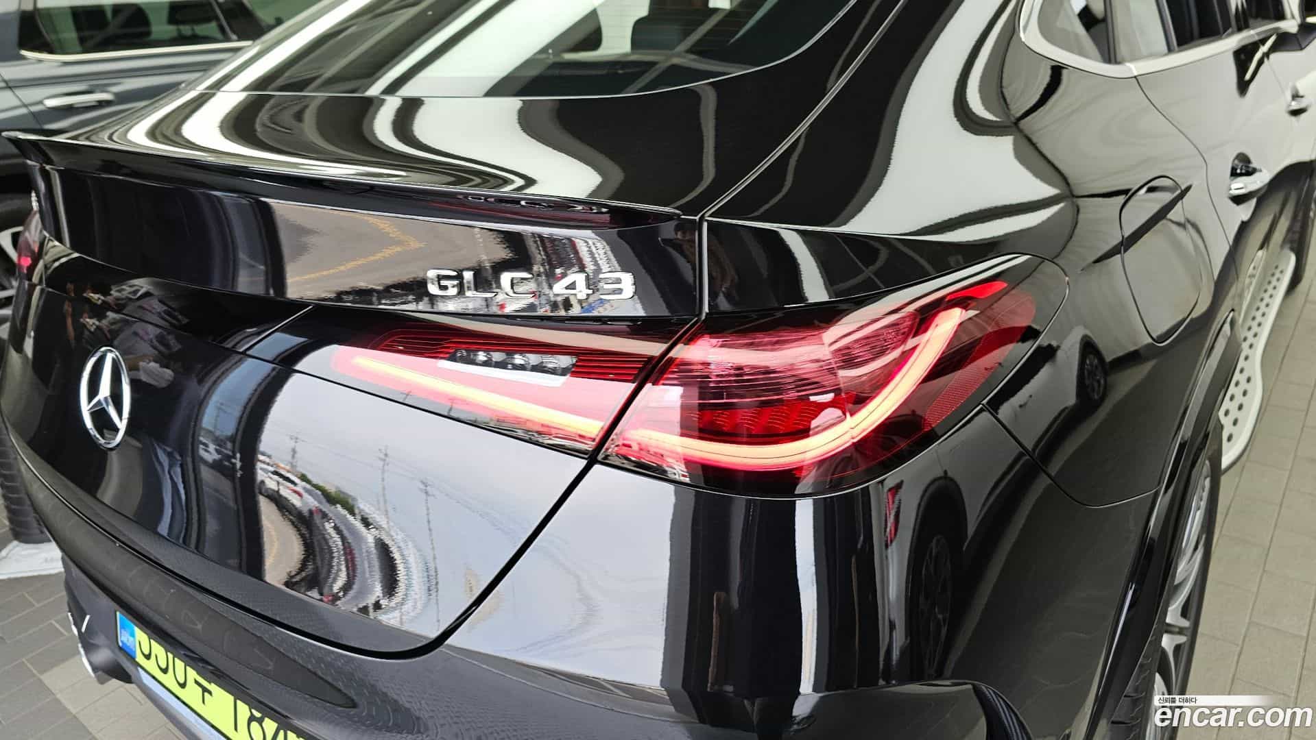 GLC-Class Mercedes-Benz 2025.8-OUTER-033