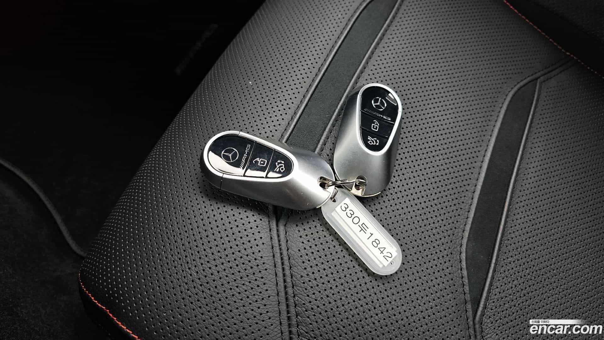 GLC-Class Mercedes-Benz 2025.8-INNER-036