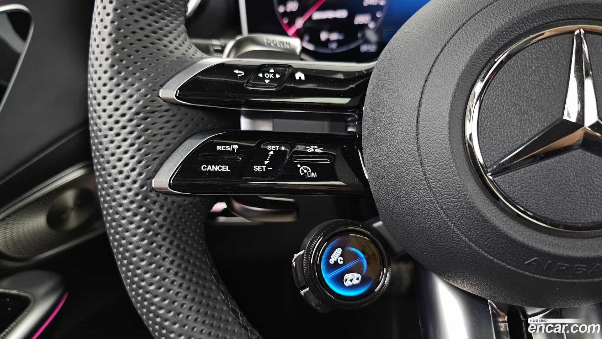 GLC-Class Mercedes-Benz 2025.8-OPTION-044