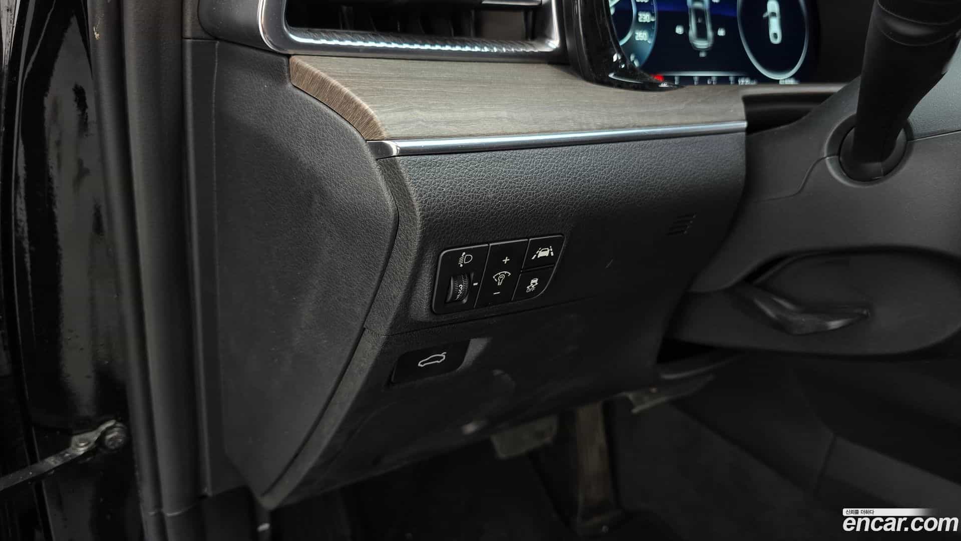 K5 Kia 2023.4-OPTION-042