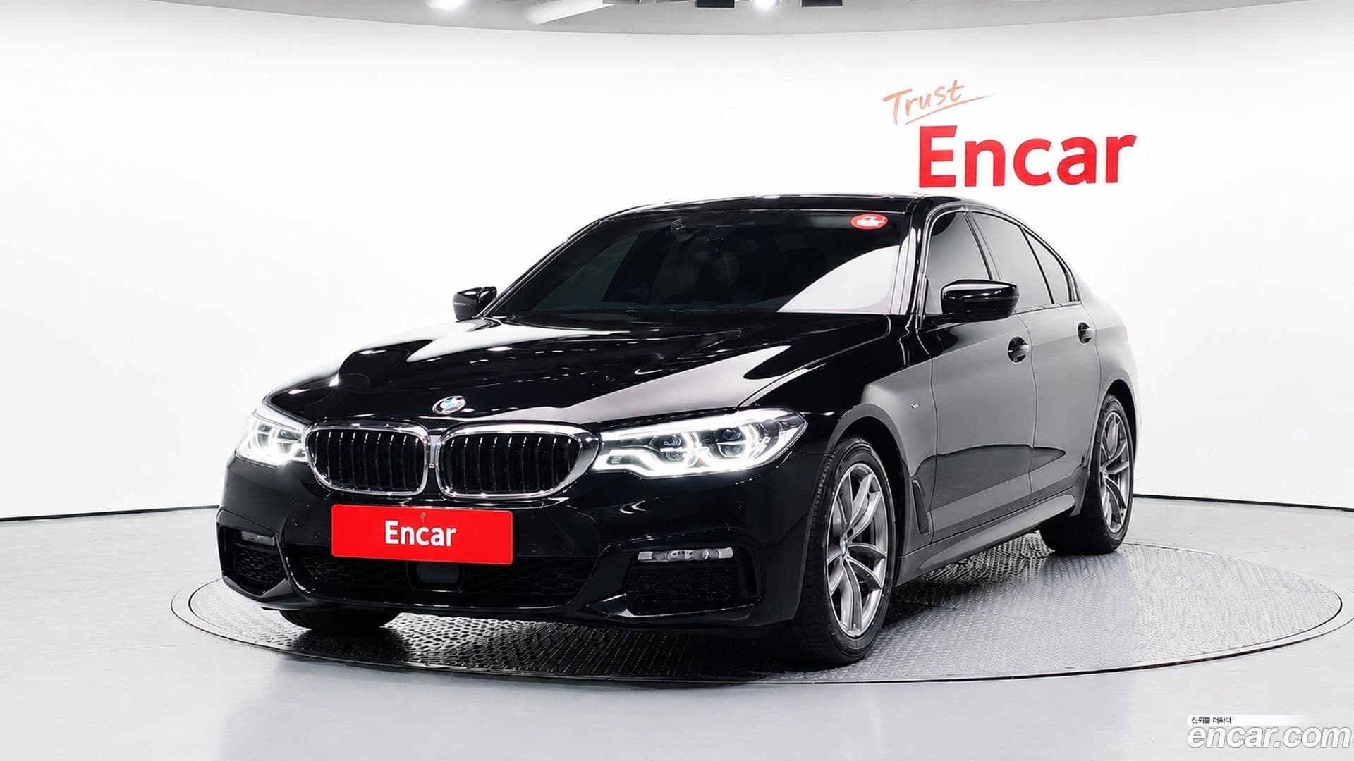 Main__Slider__Photo:5-Series BMW 2017.4-0