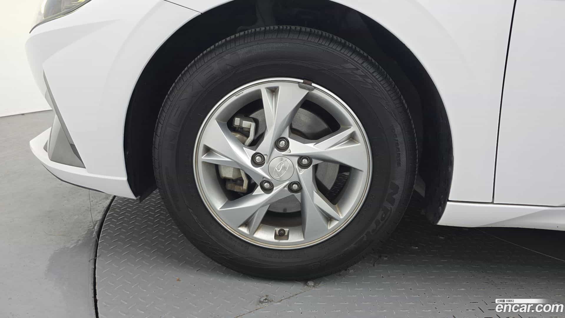 AVANTE Hyundai 2021.3-OUTER-005