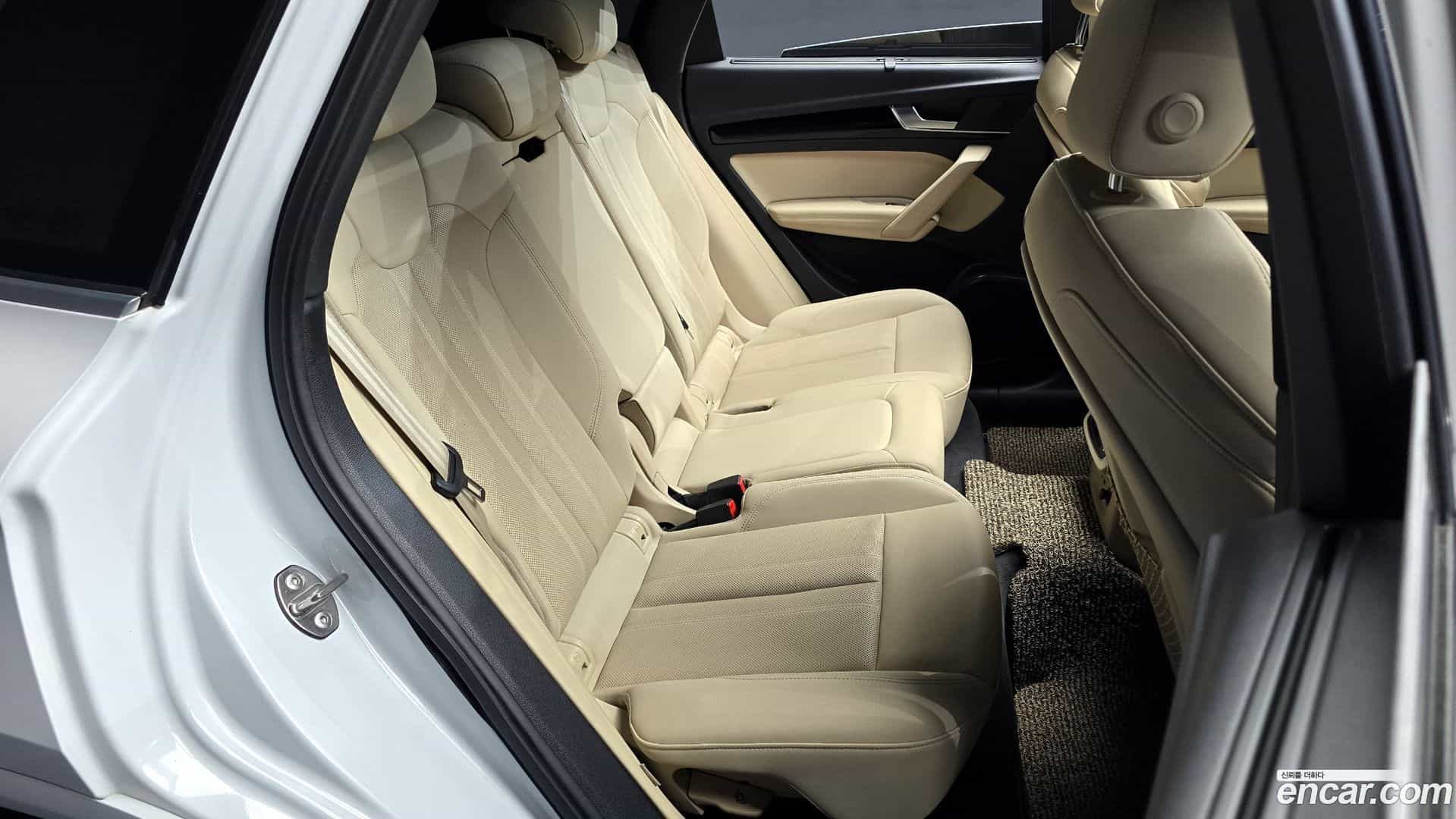 Q5 Audi 2021.8-OPTION-015