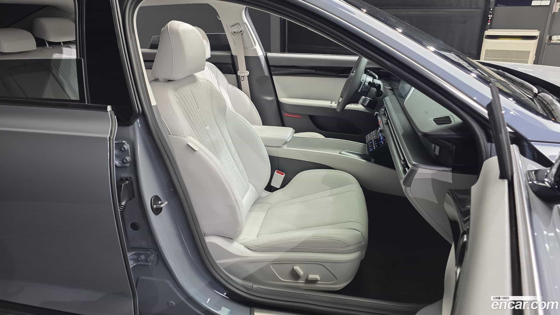 Grandeur Hyundai 2024.5-INNER-036