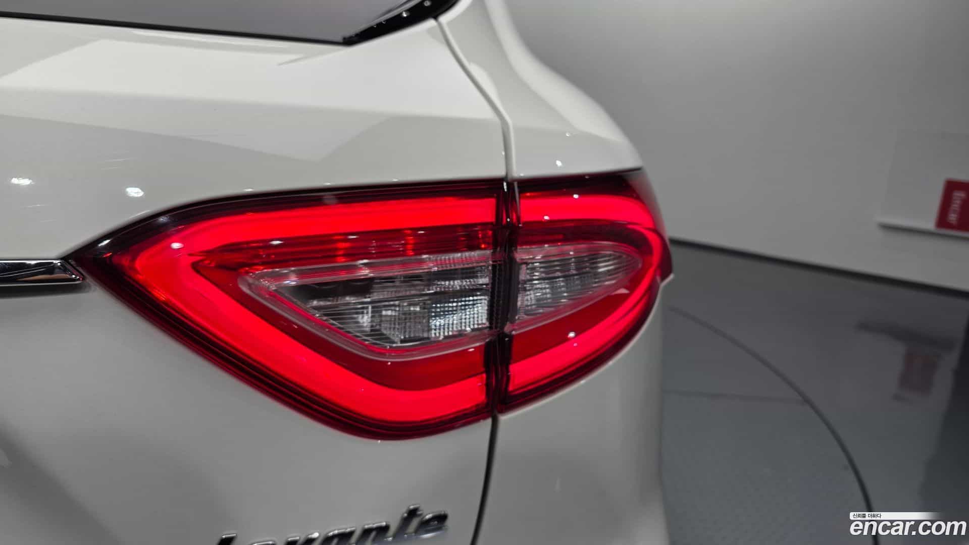 Levante Maserati 2019.3-OUTER-033