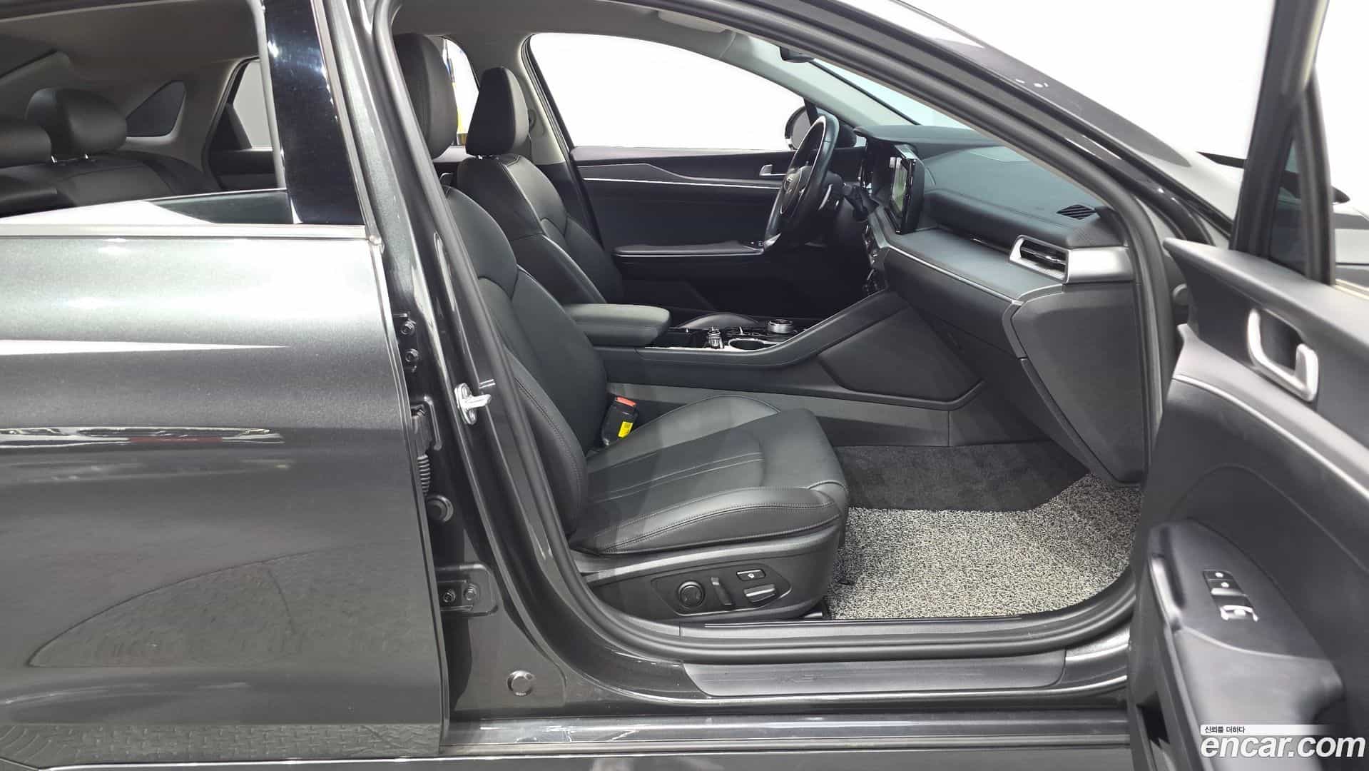 K5 Kia 2023.0-INNER-010