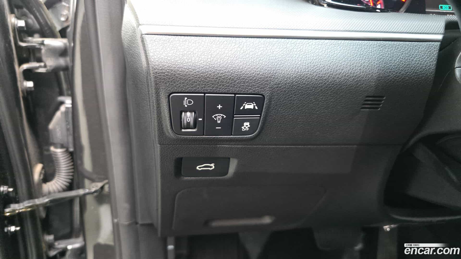 K5 Kia 2023.0-OPTION-018
