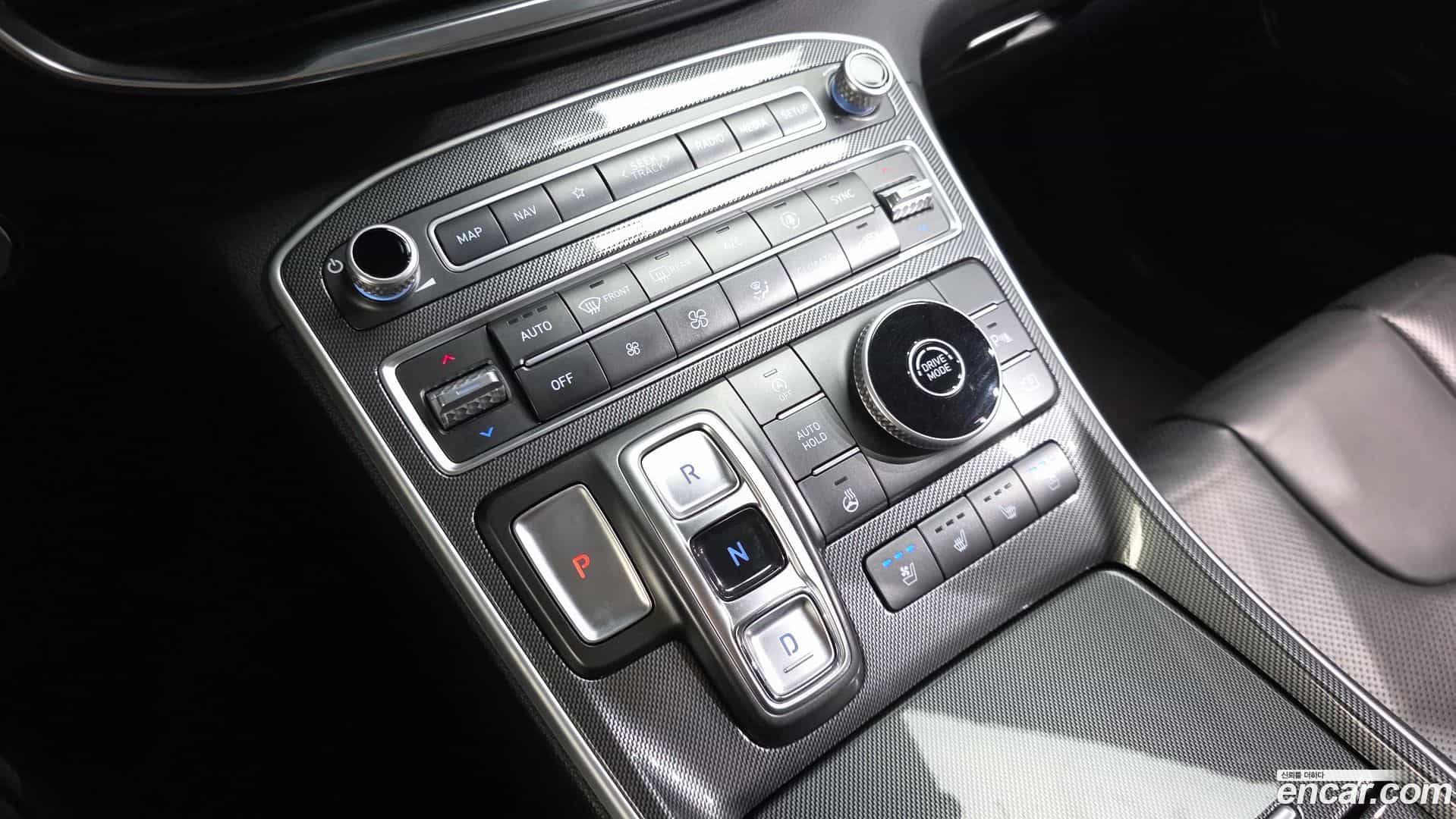 Santafe Hyundai 2021.2-INNER-009