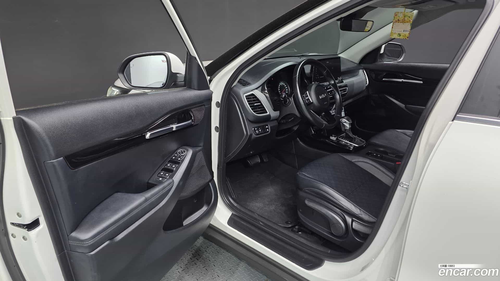 Seltos Kia 2022.6-INNER-010