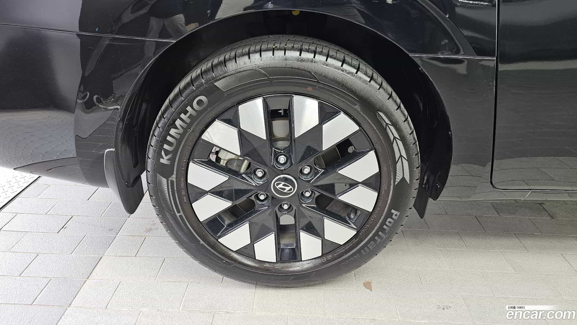 Staria Hyundai 2025.6-OUTER-005