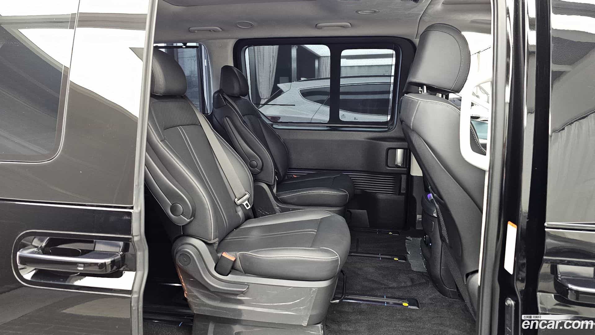 Staria Hyundai 2025.6-OPTION-016