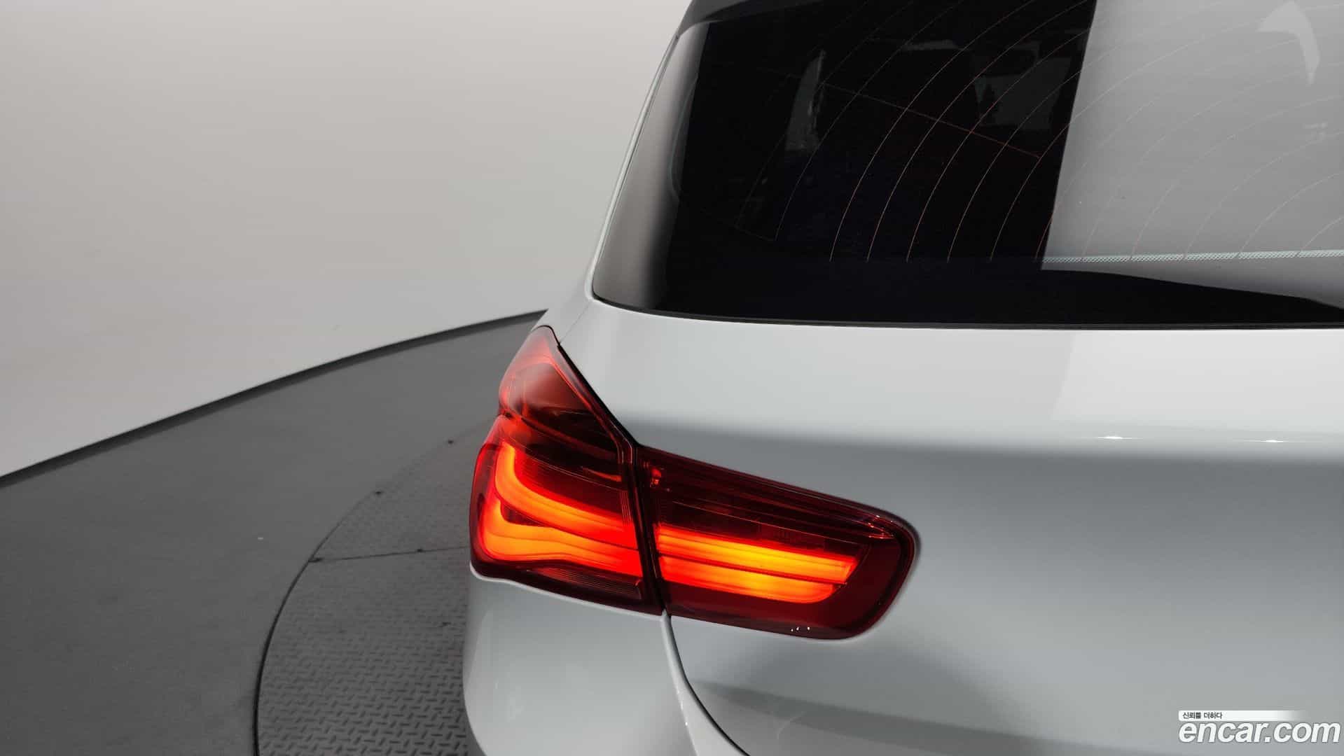 1-Series BMW 2017.1-OUTER-033