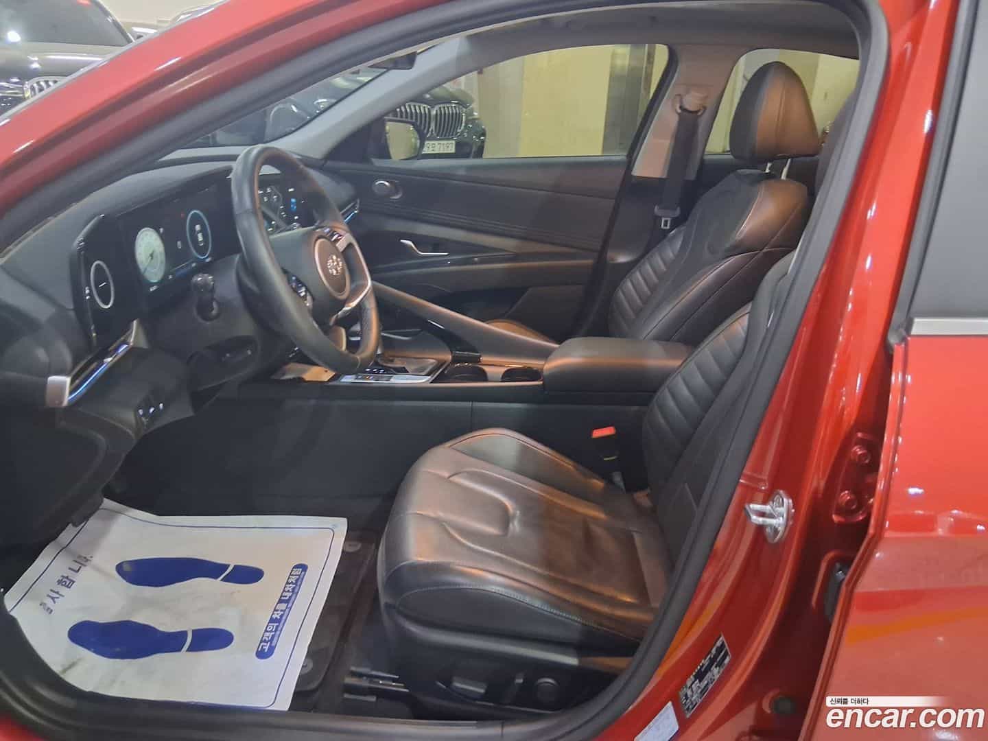AVANTE Hyundai 2021.1-INNER-009