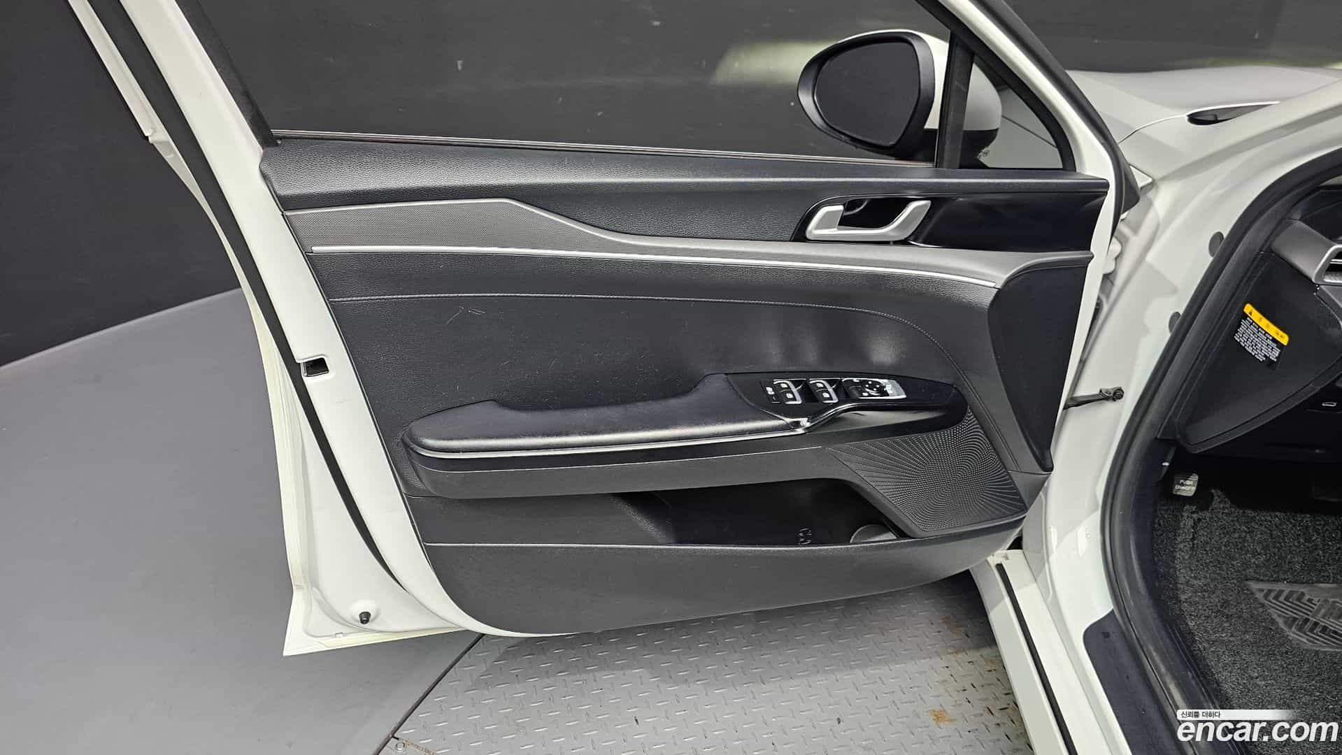K5 Kia 2020.0-INNER-034