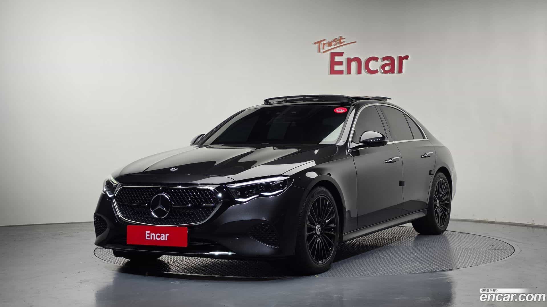 E-Class Mercedes-Benz 2024.7-OUTER-001