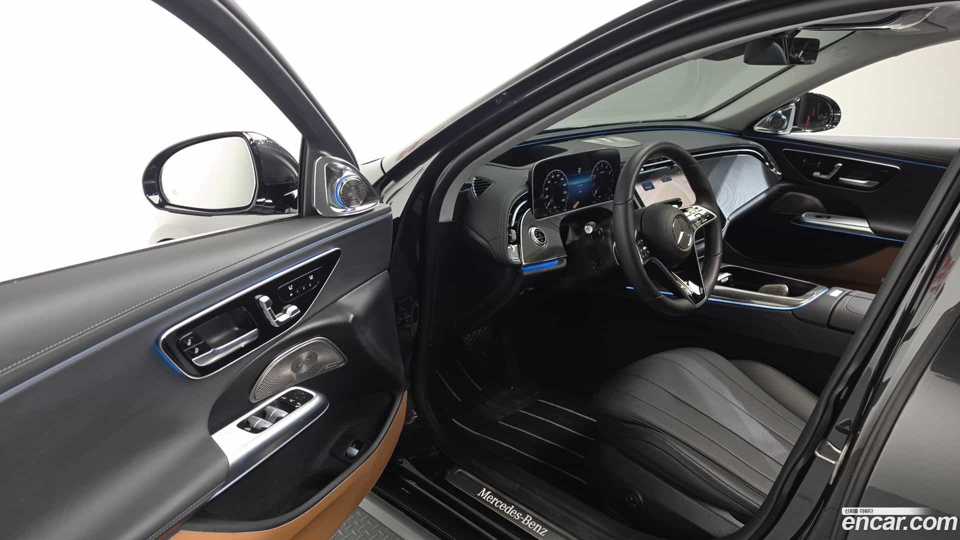 E-Class Mercedes-Benz 2024.7-INNER-010