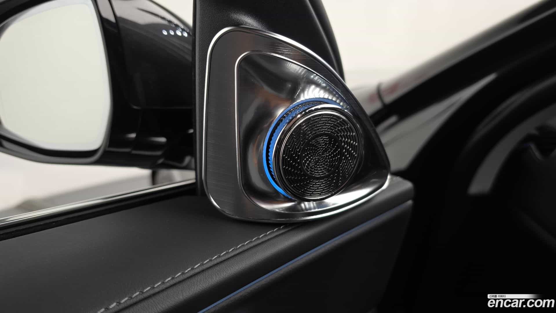 E-Class Mercedes-Benz 2024.7-OPTION-048