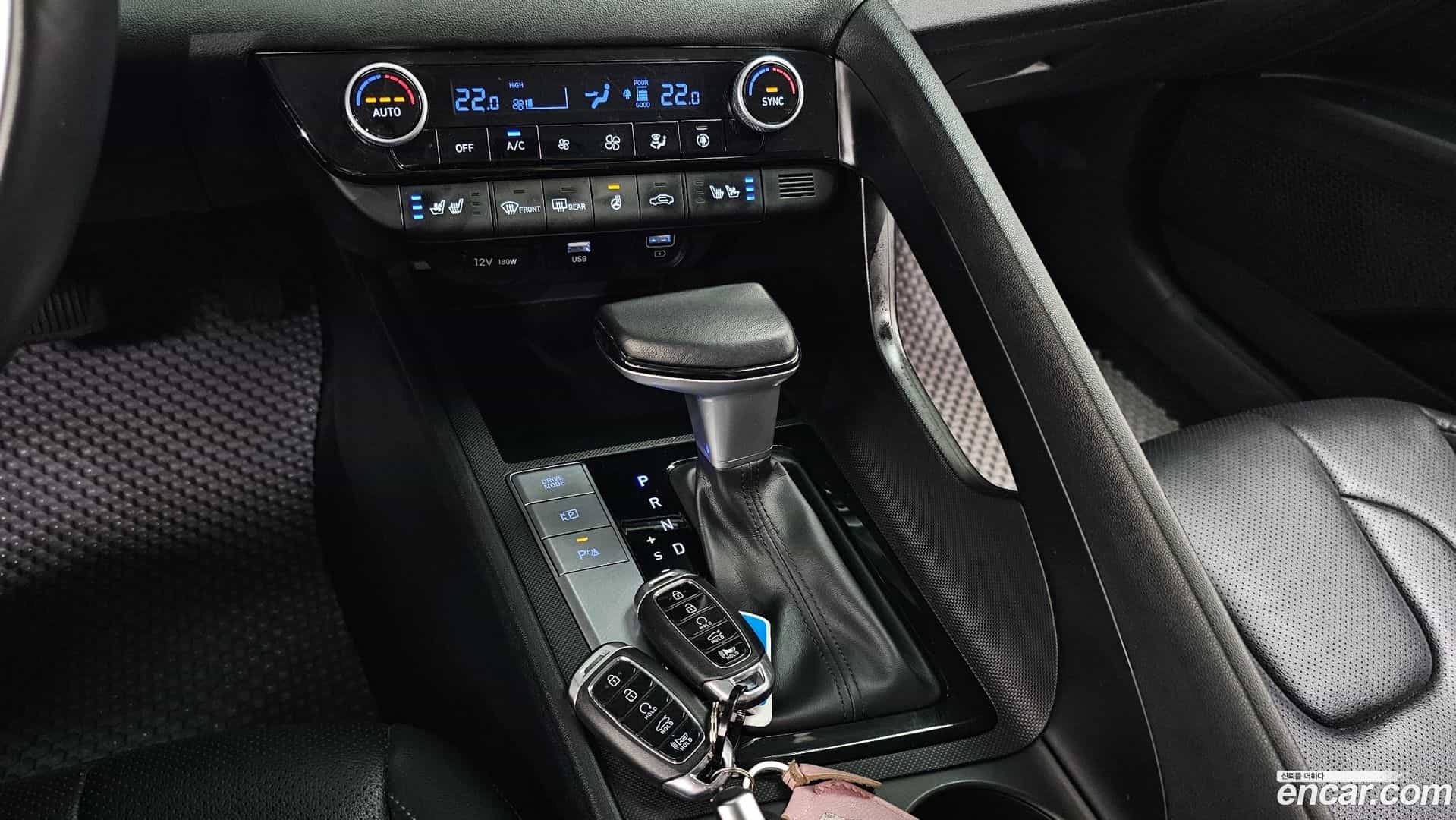 AVANTE Hyundai 2022.2-INNER-009