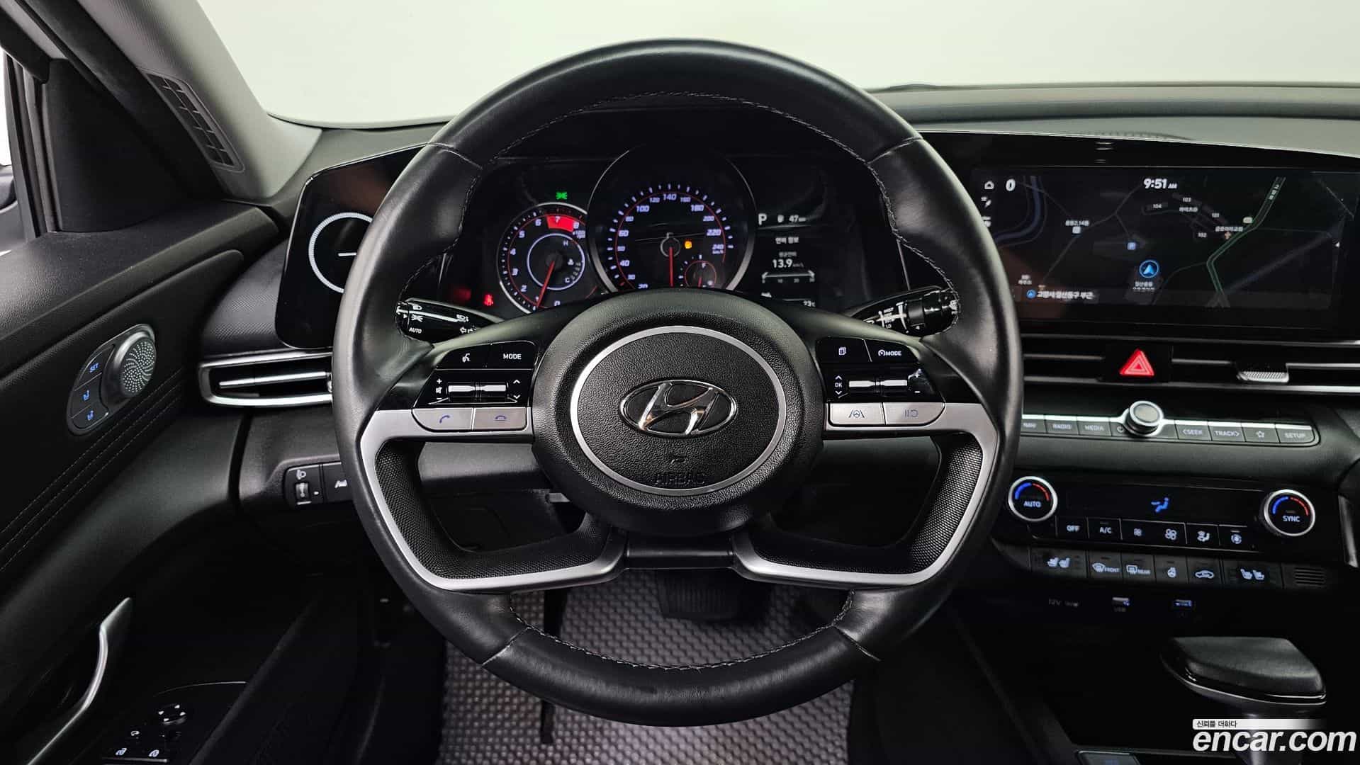 AVANTE Hyundai 2022.2-OPTION-017