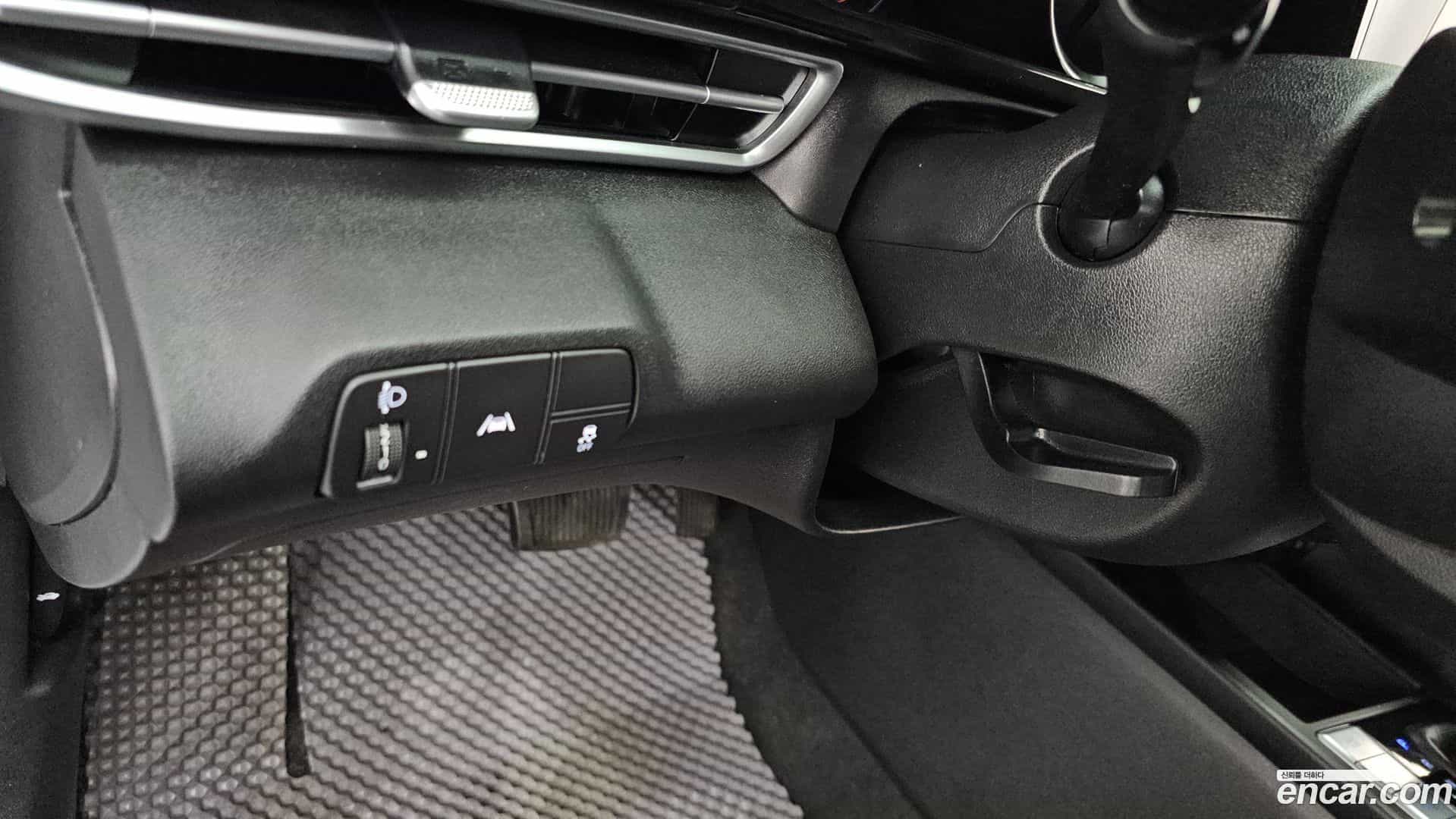 AVANTE Hyundai 2022.2-OPTION-021