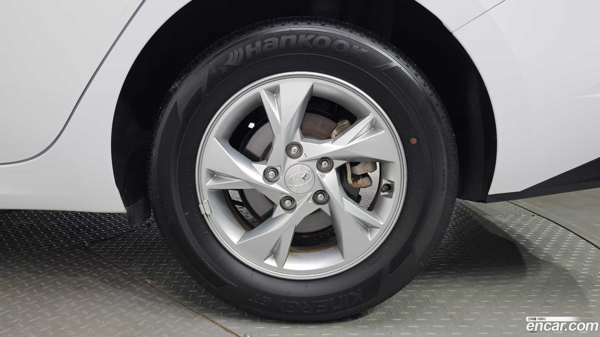 AVANTE Hyundai 2022.2-OUTER-031