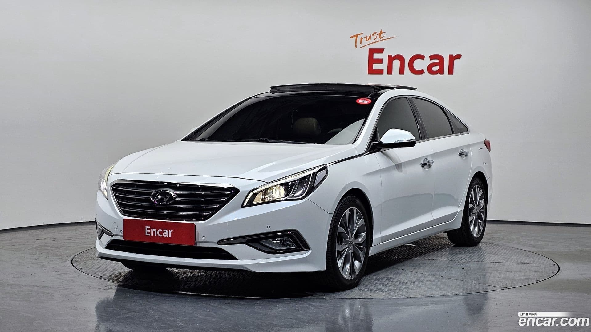 Main__Slider__Photo:Sonata Hyundai 2015.8-0