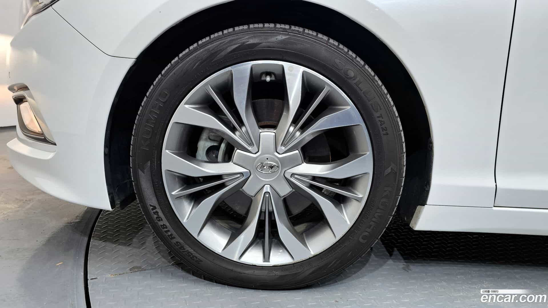 Sonata Hyundai 2015.8-OUTER-005