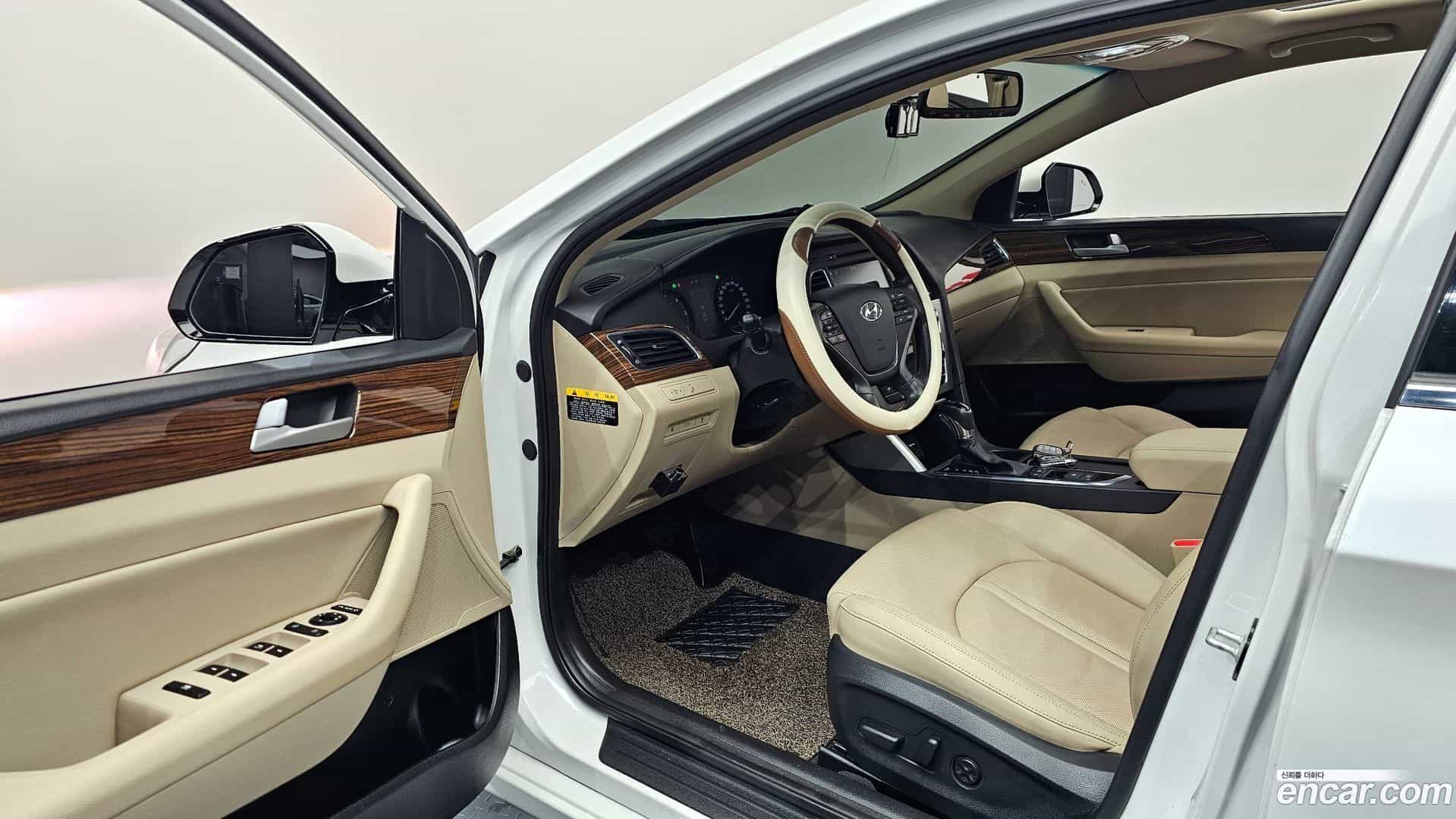 Sonata Hyundai 2015.8-INNER-010