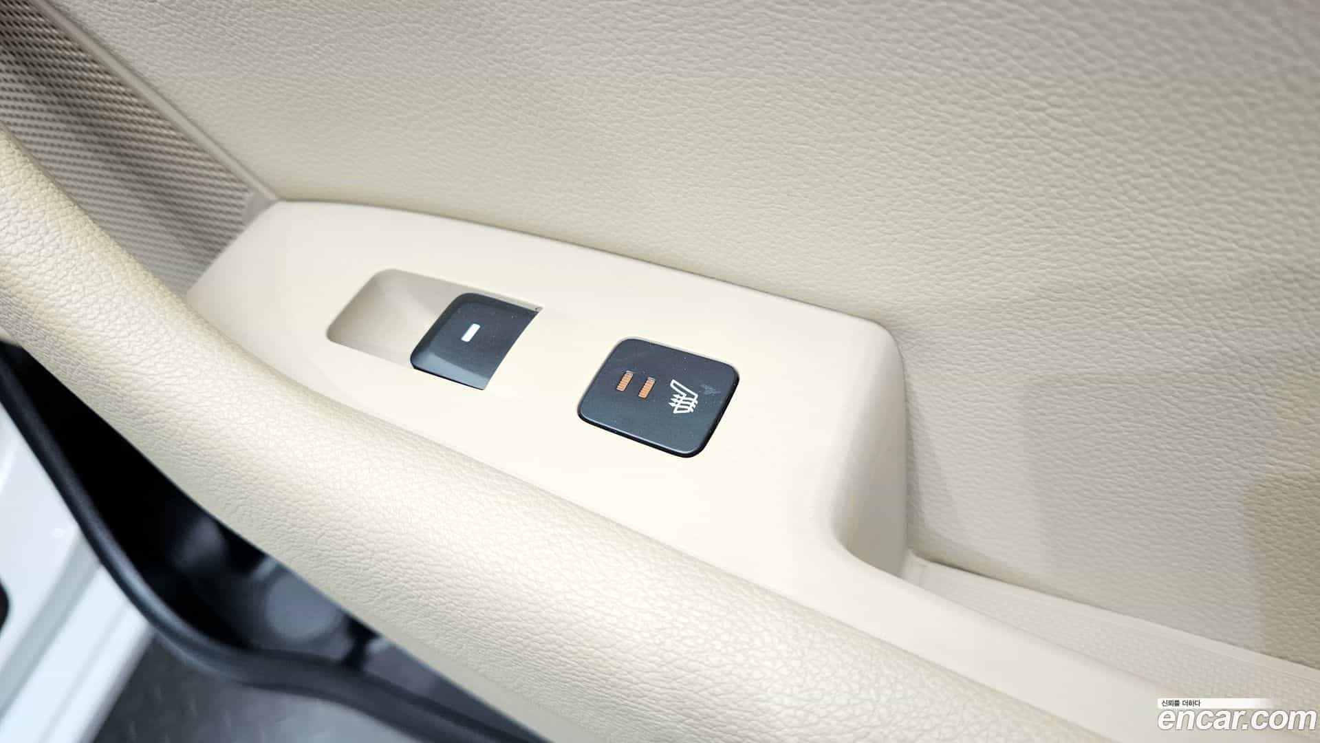 Sonata Hyundai 2015.8-OPTION-022