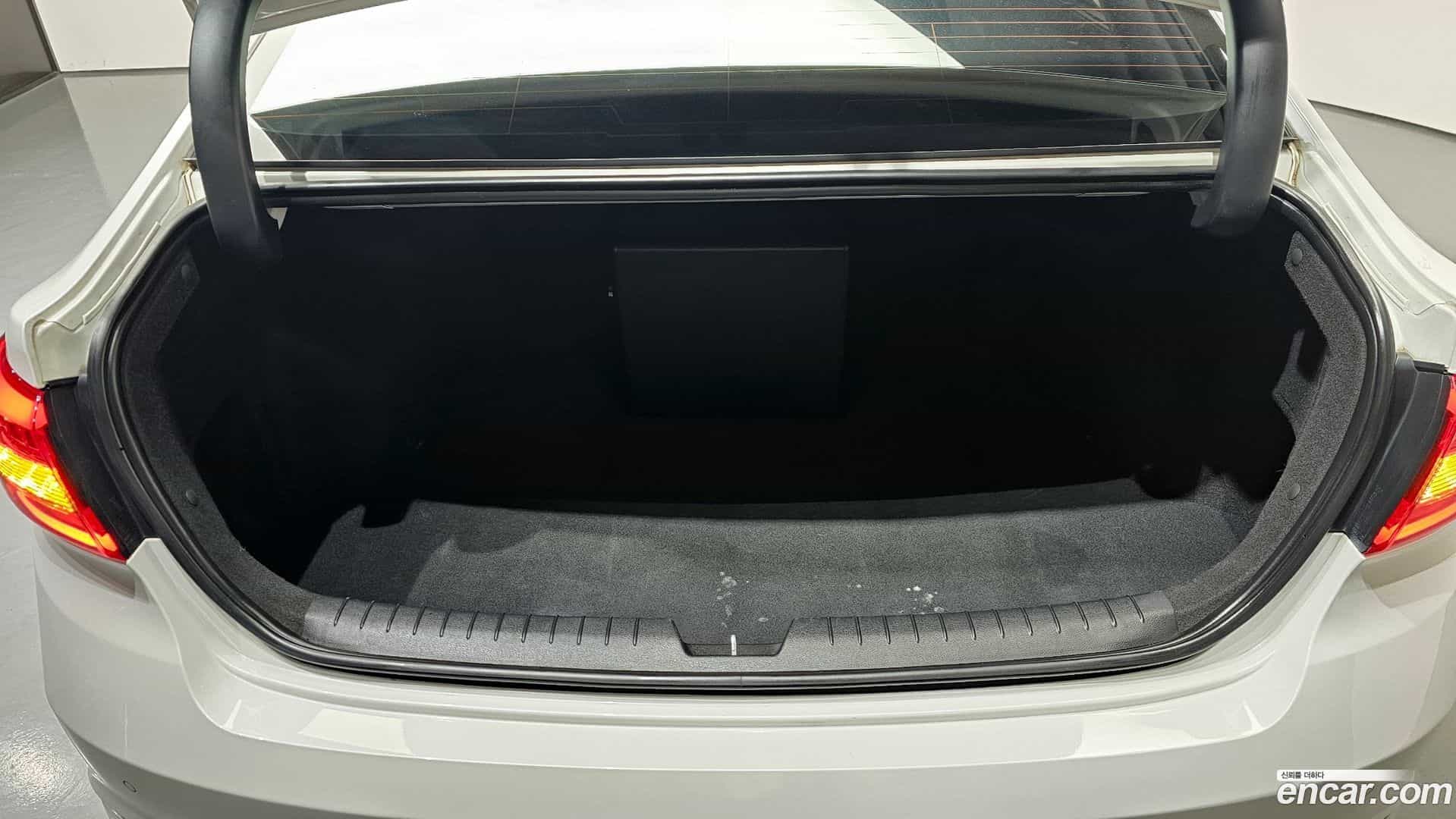 Sonata Hyundai 2015.8-OPTION-024
