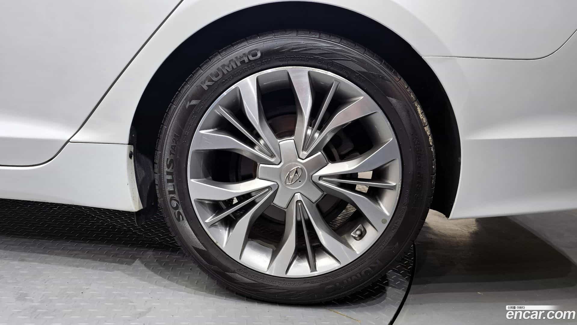 Sonata Hyundai 2015.8-OUTER-031
