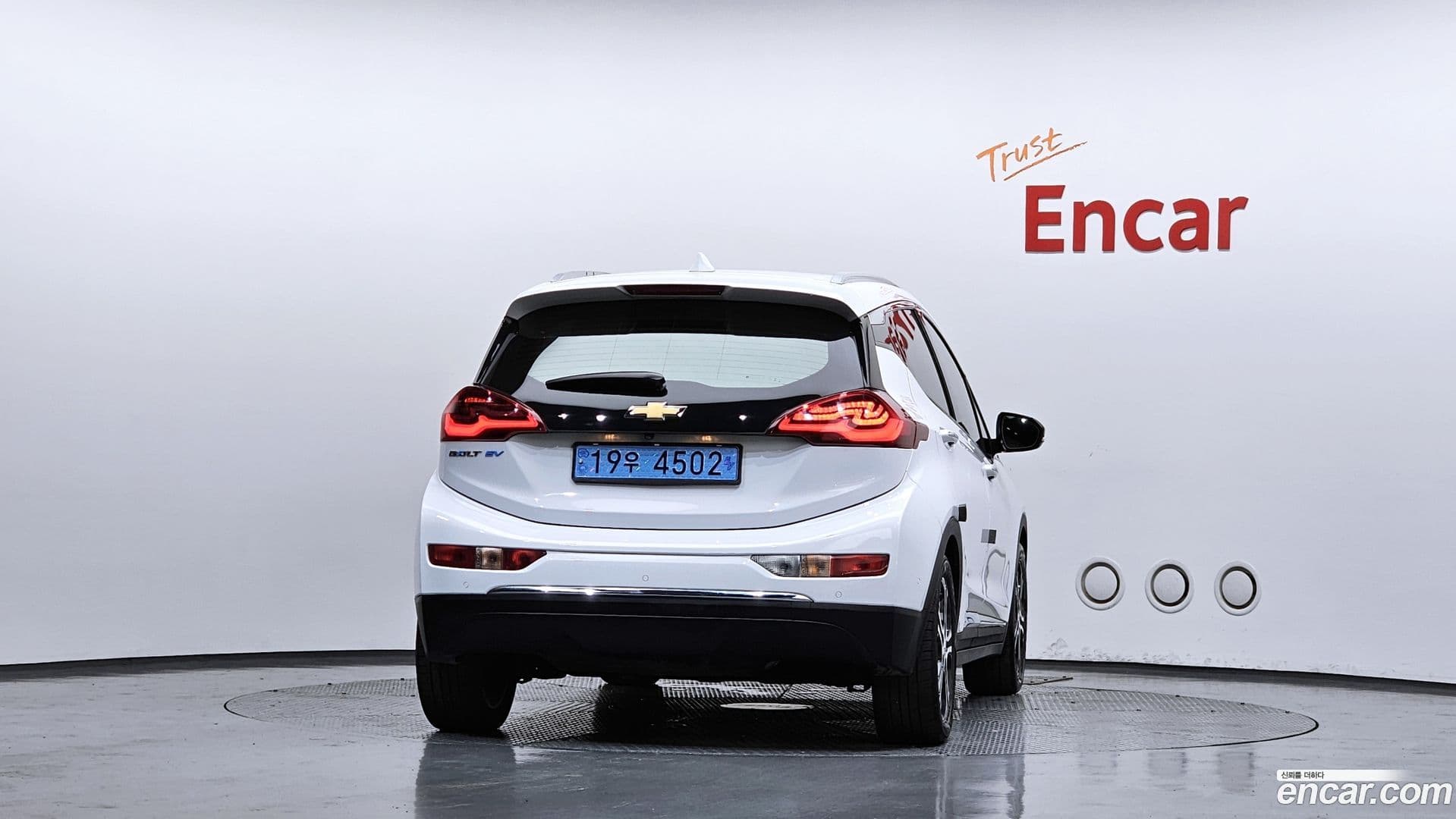 Main__Slider__Photo:Bolt EV Chevrolet 2019.11-3