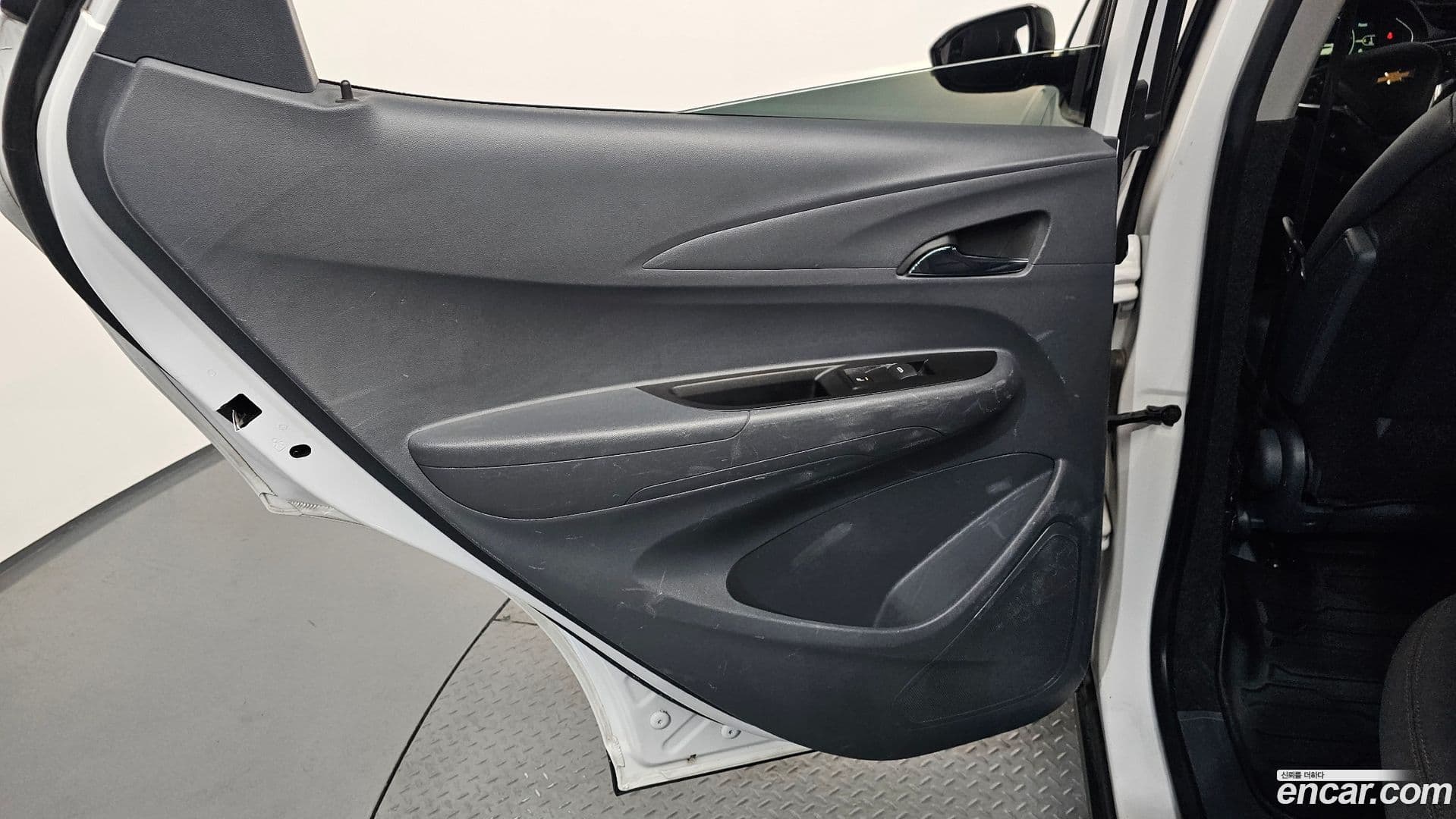 Main__Slider__Photo:Bolt EV Chevrolet 2019.11-24