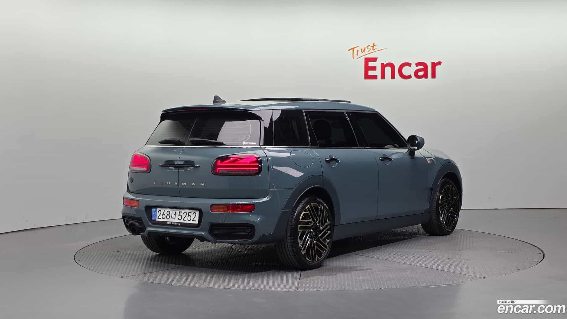 Clubman Mini 2022.9-OUTER-002