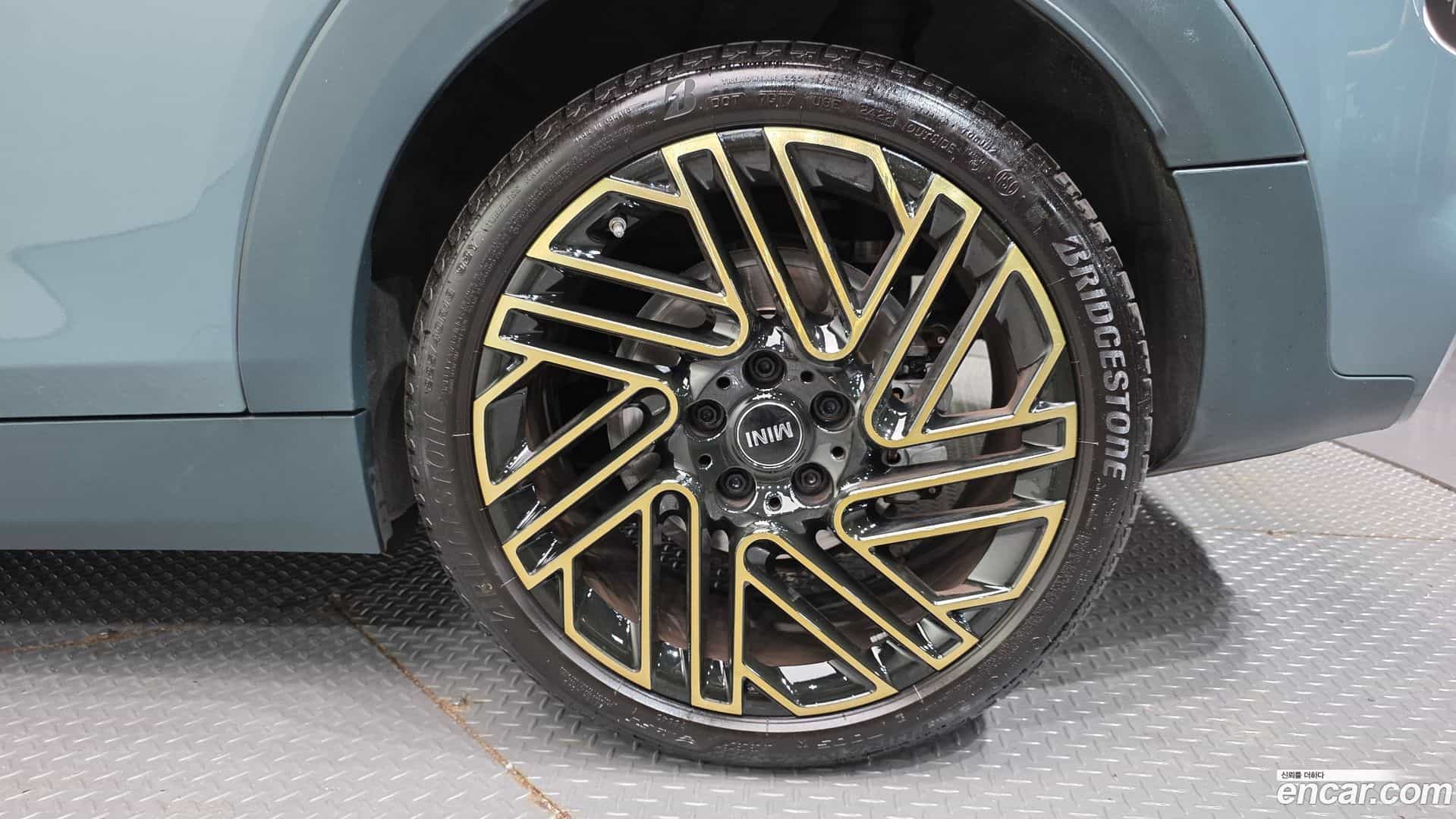 Clubman Mini 2022.9-OUTER-031
