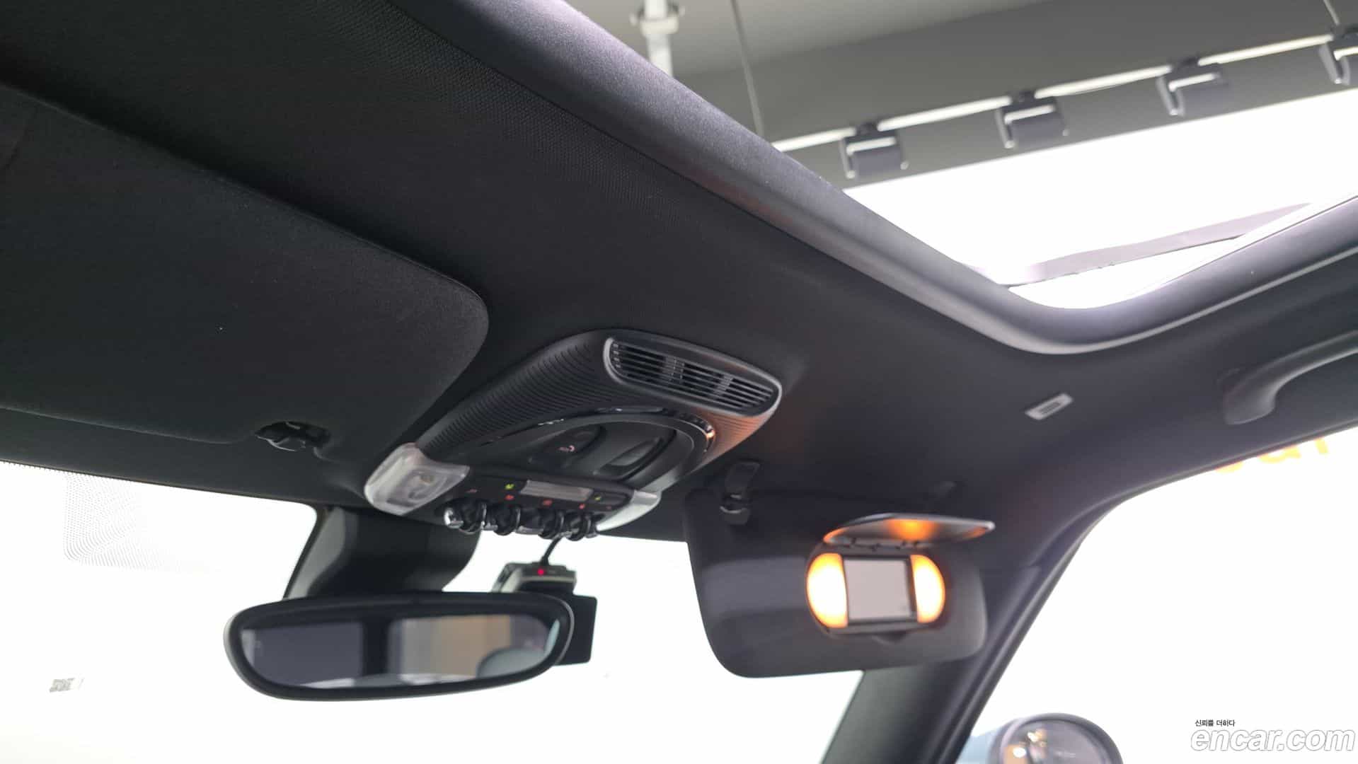 Clubman Mini 2022.9-OPTION-040