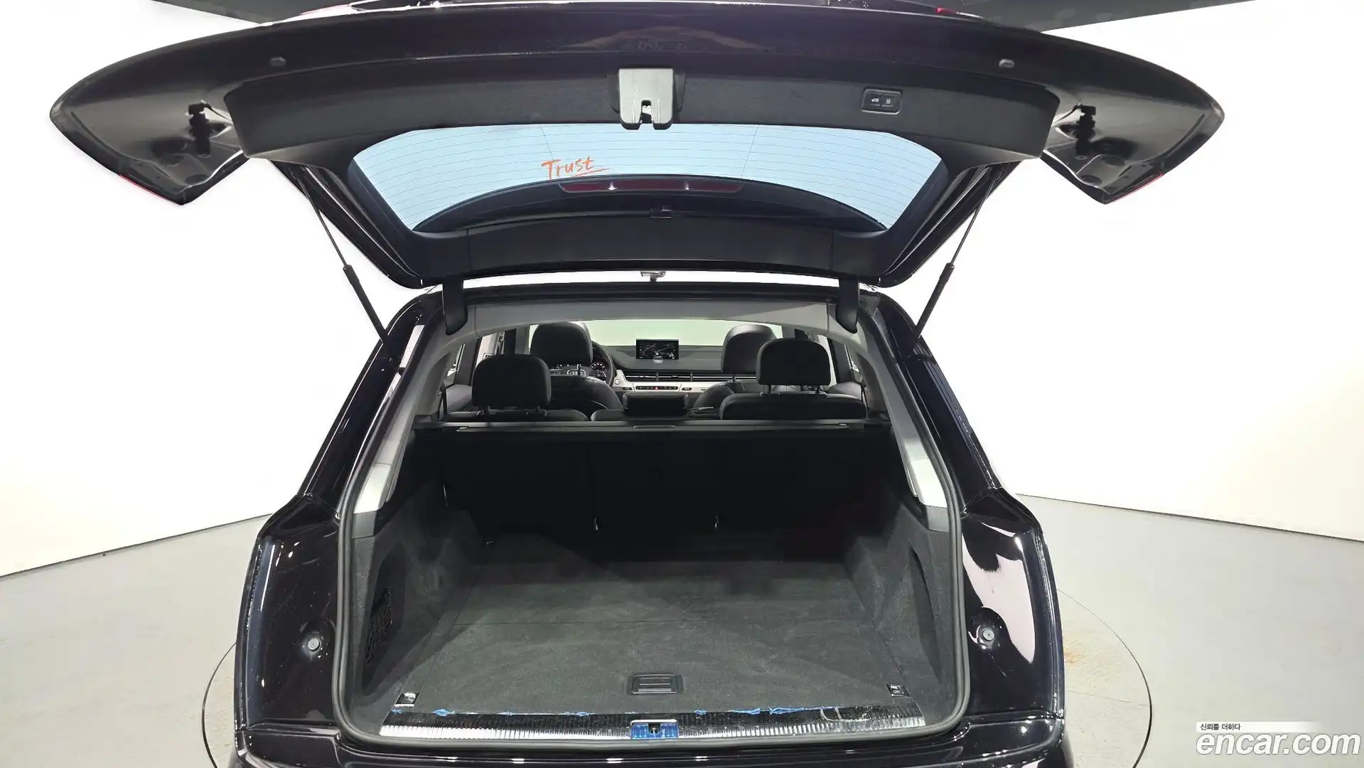 Q7 Audi 2019.10-OPTION-021